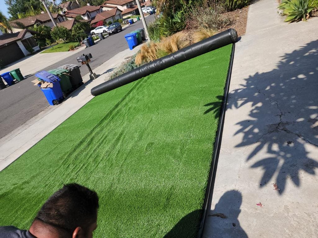 7 Reasons to Hire Expert Turf Installers for Turf Installation
